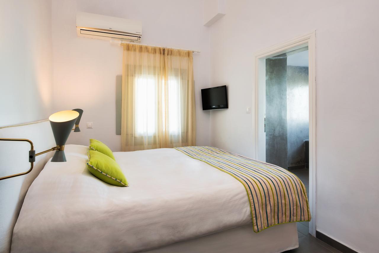 Nonis Apartments Тира Экстерьер фото
