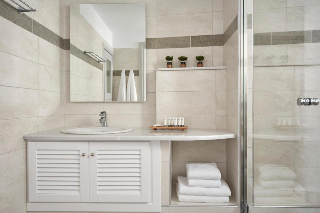Nonis Apartments Тира Экстерьер фото
